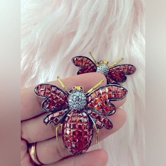 Women very cute premium quality earrings - Picture 1 of 6